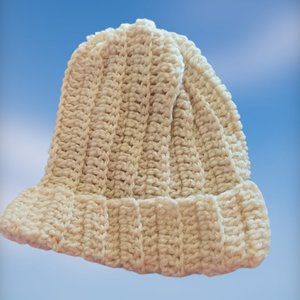 Cream ecru beanie cap hat Hand Made new